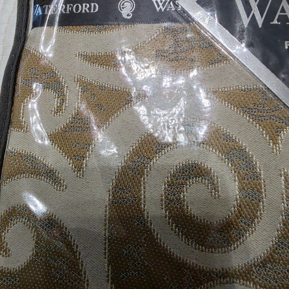 Waterford Fine Linens(2)Waterford Anora Window Panels One Anora Valance New - Picture 9 of 13